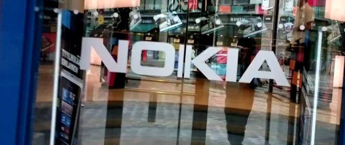 Nokia поставила рекорд по продажам смартфонов, но квартал завершился убытками
