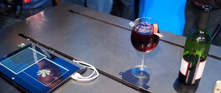 Intel показала процессор, работающий на алкоголе