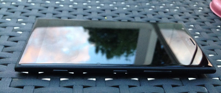 СМИ: «планшетофон» Nokia Lumia 1520 Bandit получит батарею на 3400 мАч