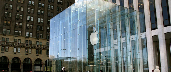 Apple получила патент на стеклянный куб в Нью-Йорке