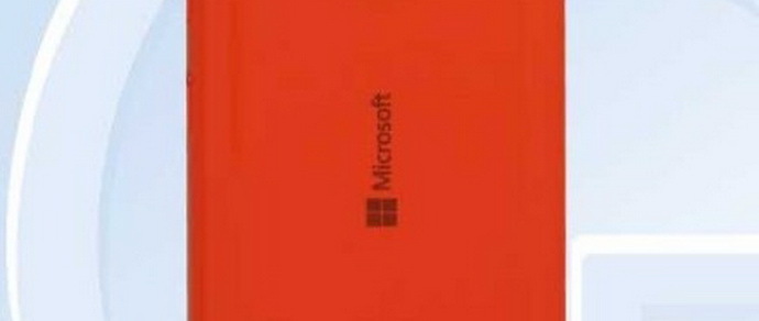 В сеть попало фото первого смартфона Microsoft Lumia