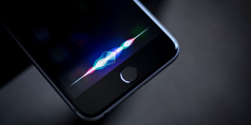 <div>                                 Apple запатентовала новые смарт-фишки для Siri                            </div>