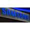 Samsung запатентовала сгибающийся смартфон на шарнирах