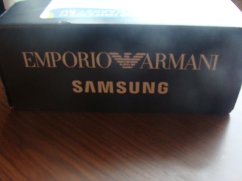 Samsung M7500 Emporio ARMANI Night Effect для молодых и стильных – имидж ночью и днём!