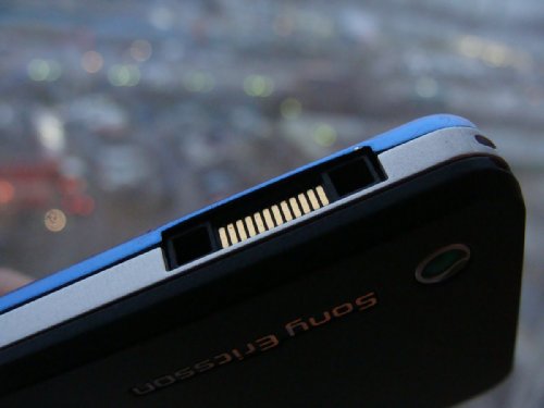Sony Ericsson S302 SnapShot – маленький камерофончик