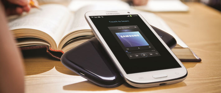 Samsung, вероятно, улучшит дисплей и батарею Galaxy S III