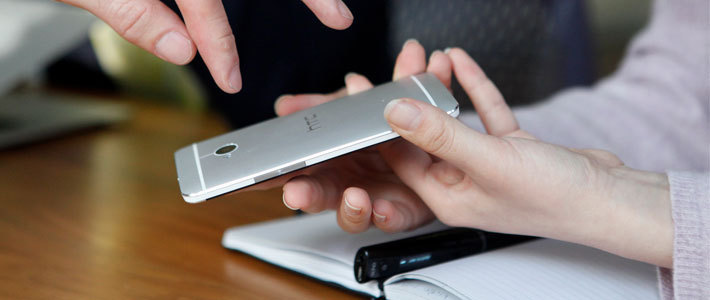 HTC не станет «воевать» с Nokia из-за микрофона в HTC One