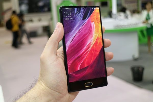 Xiaomi Mi Mix породил армию клонов