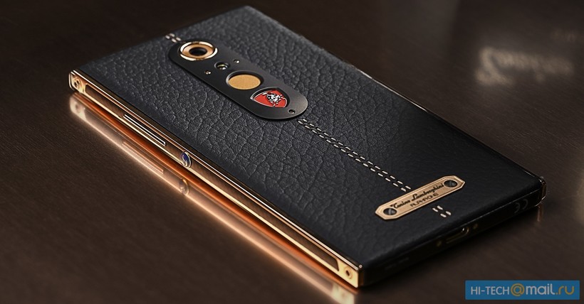 Tonino Lamborghini выпустила смартфон Alpha One с золотыми нитями и Android