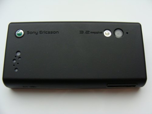 Sony Ericsson G705 – стильный несмартфон!