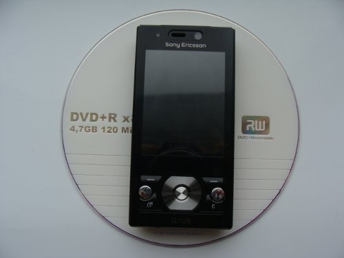 Sony Ericsson G705 – стильный несмартфон!