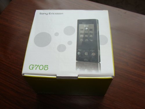Sony Ericsson G705 – стильный несмартфон!