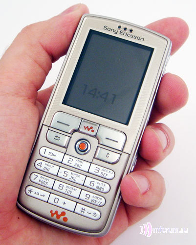 Sony Ericsson W700