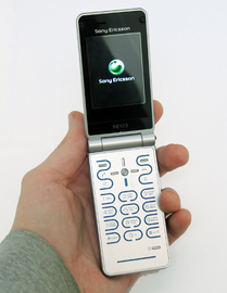 Sony Ericsson Z770i