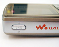 Sony Ericsson W700i