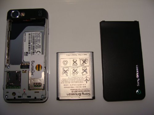 Sony Ericsson S302 SnapShot – маленький камерофончик